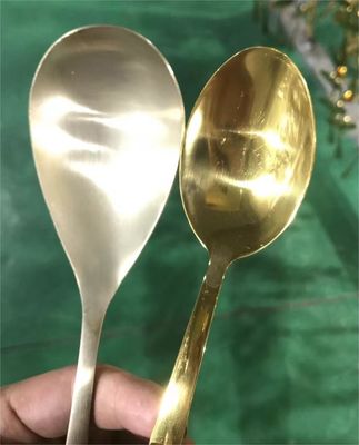 เครื่องเคลือบสูญญากาศ PVD สีดำสำหรับฮาร์ดแวร์โลหะเซรามิกแก้ว