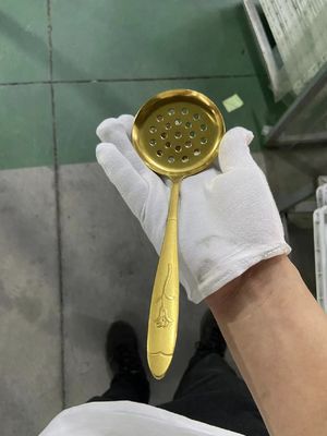 ระบบชุบสูญญากาศ PVD สำหรับเครื่องประดับโลหะระดับไฮเอนด์แบบอัตโนมัติเต็มรูปแบบ