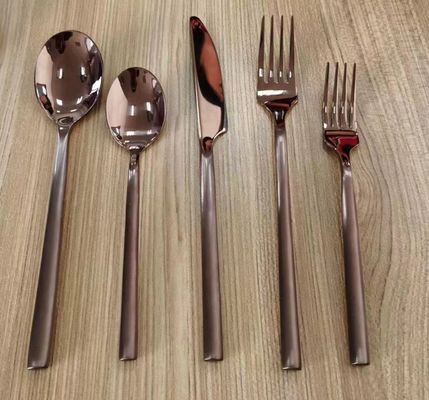 เครื่องเคลือบสุญญากาศ PVD สำหรับเครื่องประดับมือจับประตูชุบโครเมียม เครื่องใช้บนโต๊ะอาหาร โลโก้รถยนต์ ล้อ