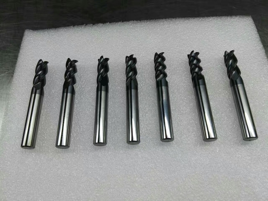 เครื่องเคลือบ PVD ทองไทเทเนียมแบบ Multi Arc ที่มีความจุขนาดใหญ่