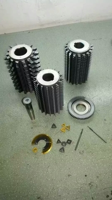 เครื่องเคลือบ PVD ทองไทเทเนียมแบบ Multi Arc ที่มีความจุขนาดใหญ่