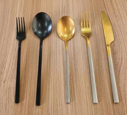 เครื่องเคลือบผิวเครื่องเฟอร์นิเจอร์ PVD เงินทอง เครื่องเคลือบผิวโลหะระเหย PVD สแตนเลส