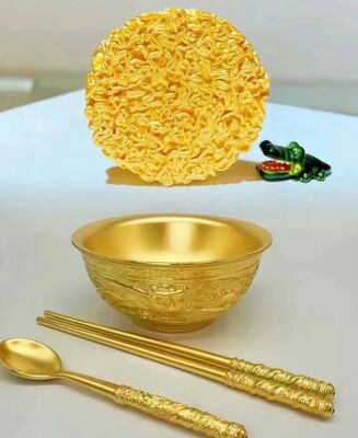 เครื่องเคลือบ PVD มีดส้อม ช้อน ส้อม พร้อมระบบอัตโนมัติเต็มรูปแบบ เคลือบสีทอง สีโรสโกลด์ สีดำ สำหรับการผลิตเครื่องใช้บนโต๊ะอาหาร