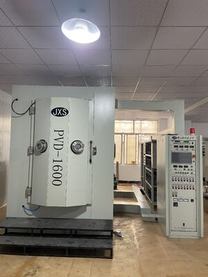 เครื่องเคลือบ PVD แบบอัตโนมัติเต็มเครื่องดื่มที่มีขนาดห้องที่กําหนดเองและกระบวนการเคลือบที่ยั่งยืนสําหรับการผลิตถ้วย