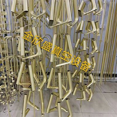 เครื่องเคลือบสุญญากาศ PVD ฮาร์ดแวร์ขนาดเล็กพร้อมการเคลือบที่ทนต่อการสึกหรอสูงและความแข็งสูงและการควบคุมอัตโนมัติเต็มรูปแบบ