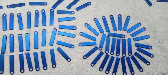 อุปกรณ์ประกอบรถยนต์ เครื่องเคลือบ PVD พร้อมเคลือบทนทานกันสนิมและควบคุมอัตโนมัติเต็ม