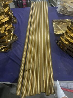 เครื่องเคลือบ PVD ควบคุมอัตโนมัติเต็มรูปแบบ พร้อมความเข้ากันได้ที่หลากหลายและการรับประกัน 1 ปีสำหรับสุขภัณฑ์และฮาร์ดแวร์เฟอร์นิเจอร์