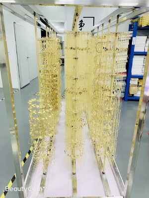 เครื่องเคลือบระยะ PVD ขนาดใหญ่ที่มีความจุสูงและเคลือบแบบเรียบร้อยสําหรับชิ้นงานขนาดใหญ่