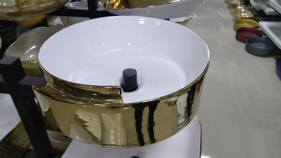 เครื่องเคลือบ PVD ปลอดภัยสําหรับอาหาร พร้อมควบคุมอัตโนมัติเต็มและห้องสูบที่ทําตามสั่งสําหรับถังครัว