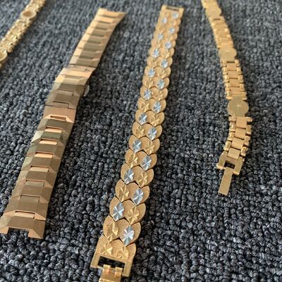 เครื่องเคลือบ PVD ที่มีความมั่นคงต่อสี ด้วยกระบวนการอุณหภูมิต่ํา และระบบควบคุมอัตโนมัติเต็ม สําหรับส่วนประกอบของนาฬิกา
