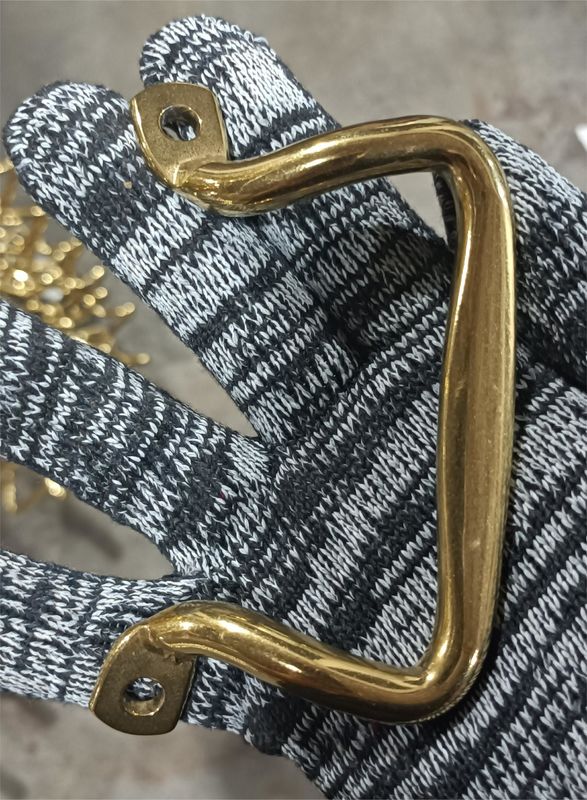 เครื่องจักรกลโลหะโลหะเครื่องจักรกลเคลือบโลหะลอกลอกลอก เครื่องจักรกลเคลือบ PVD สําหรับอิเล็กทรอนิกส์