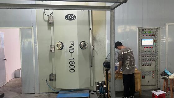 ราคาดี เครื่องเคลือบ PVD สุญญากาศอุณหภูมิต่ำ พร้อมตัวเลือกสีที่ปรับแต่งได้และฟิล์มยึดเกาะแน่นสำหรับการเคลือบโลหะตกแต่ง ออนไลน์